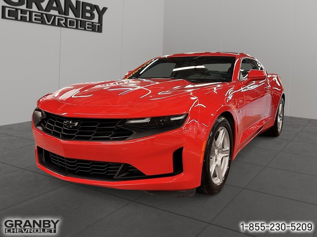 2022  Camaro 1LT MOTEUR 3.6L in Granby, Quebec - 1 - w1024h768px