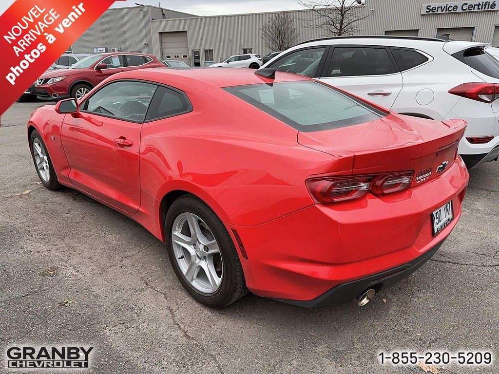 2022  Camaro 1LT MOTEUR 3.6L in Granby, Quebec - 4 - w1024h768px