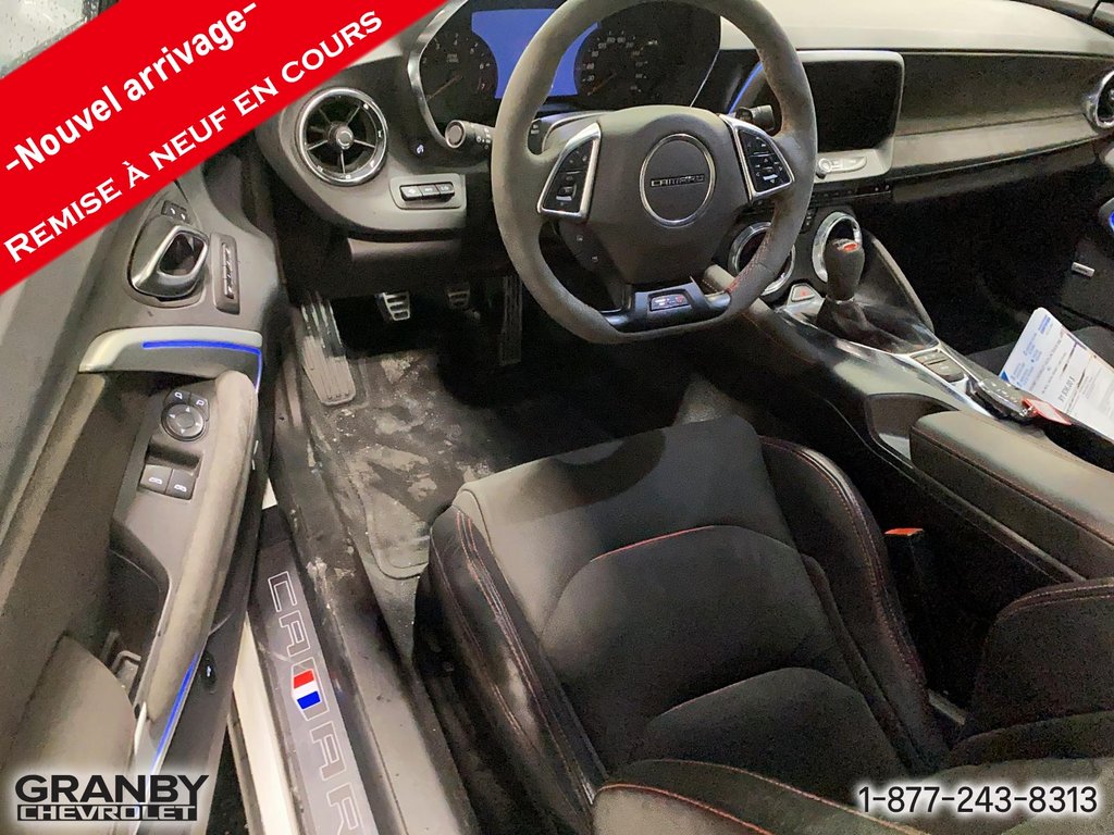 2022 Chevrolet Camaro ZL1 manuelle in Granby, Quebec - 9 - w1024h768px