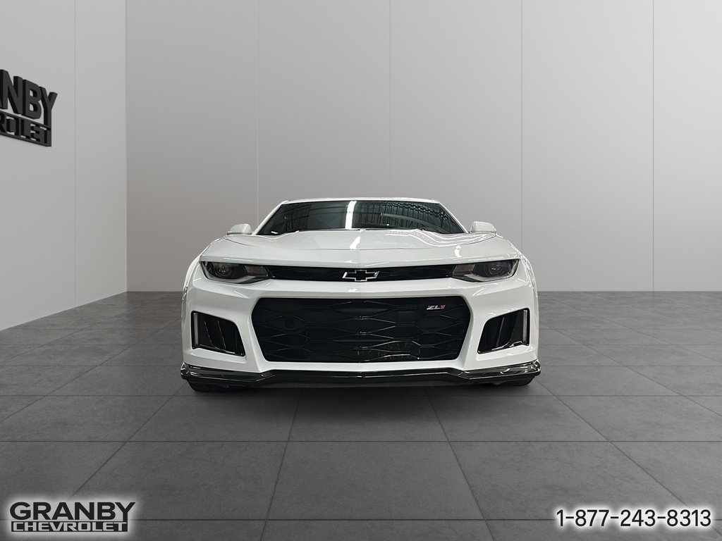 Chevrolet Camaro  2022 à Granby, Québec - 2 - w1024h768px