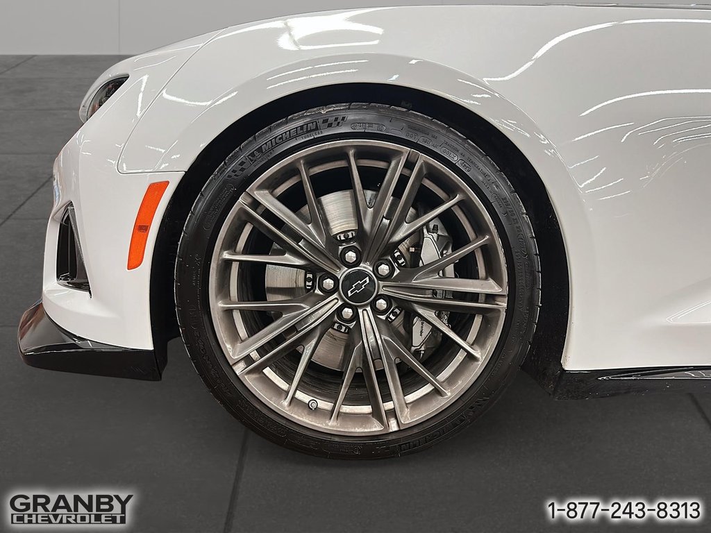 Chevrolet Camaro  2022 à Granby, Québec - 10 - w1024h768px