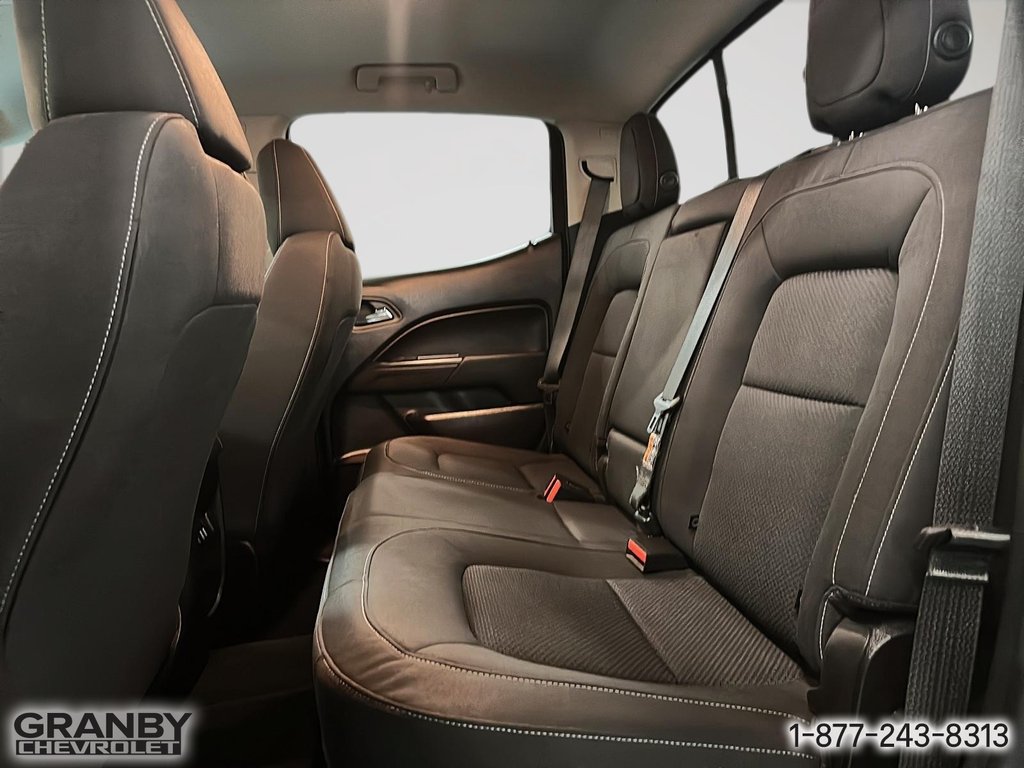 Chevrolet Colorado 4WD LT boite 5.2pi 2017 à Granby, Québec - 12 - w1024h768px
