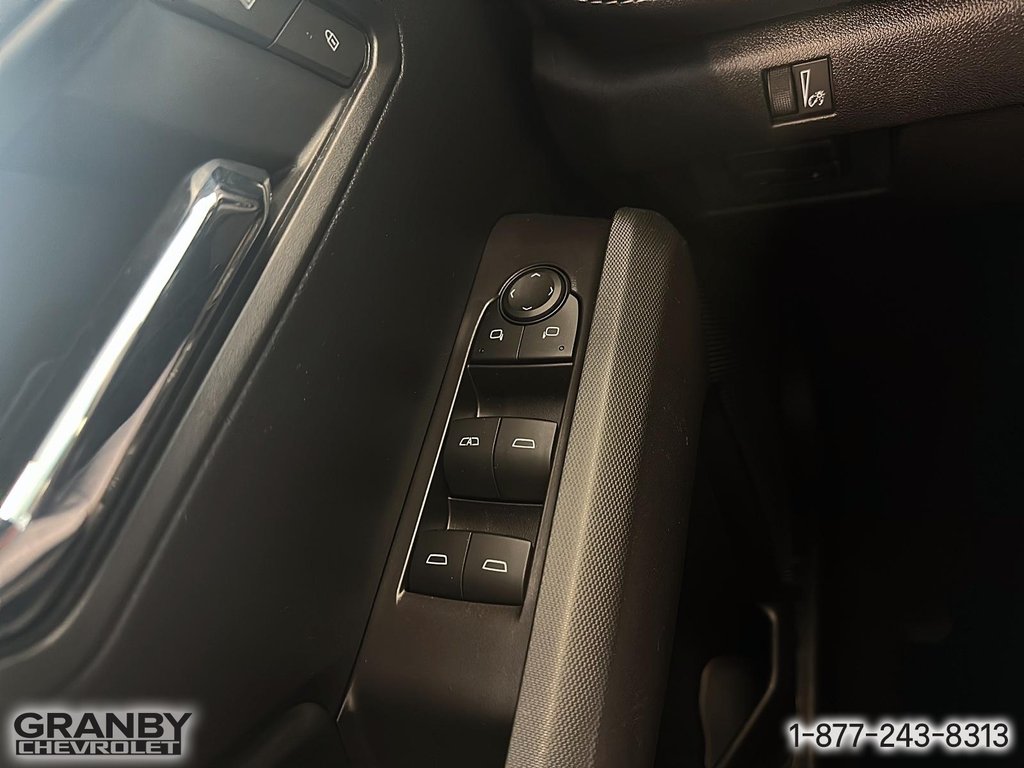 Chevrolet Colorado  2025 à Granby, Québec - 9 - w1024h768px
