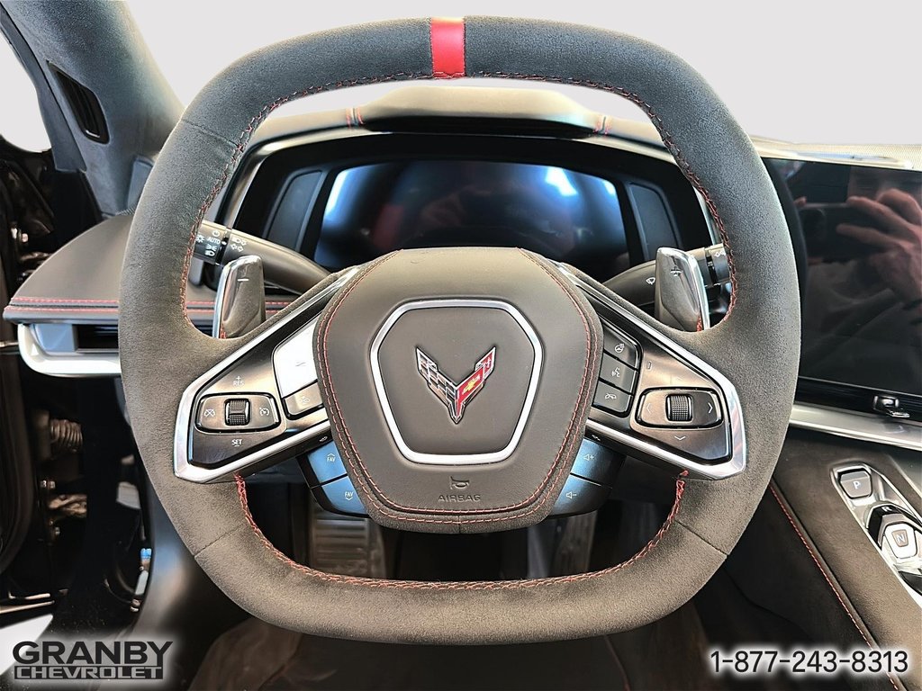 2025 Chevrolet Corvette in Granby, Quebec - 7 - w1024h768px