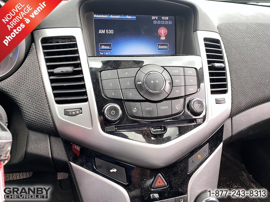 2015 Chevrolet Cruze 1LT autom in Granby, Quebec - 11 - w1024h768px