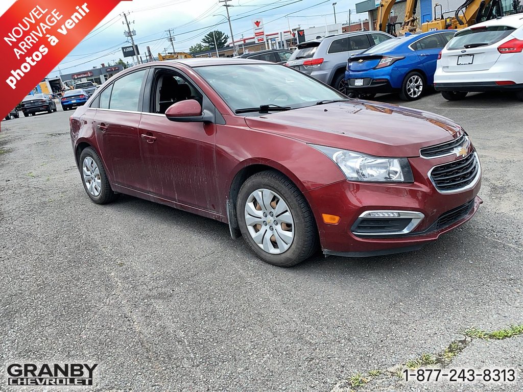2015 Chevrolet Cruze 1LT autom in Granby, Quebec - 4 - w1024h768px