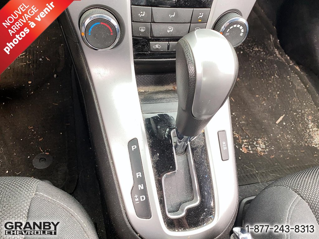 2015 Chevrolet Cruze 1LT autom in Granby, Quebec - 12 - w1024h768px