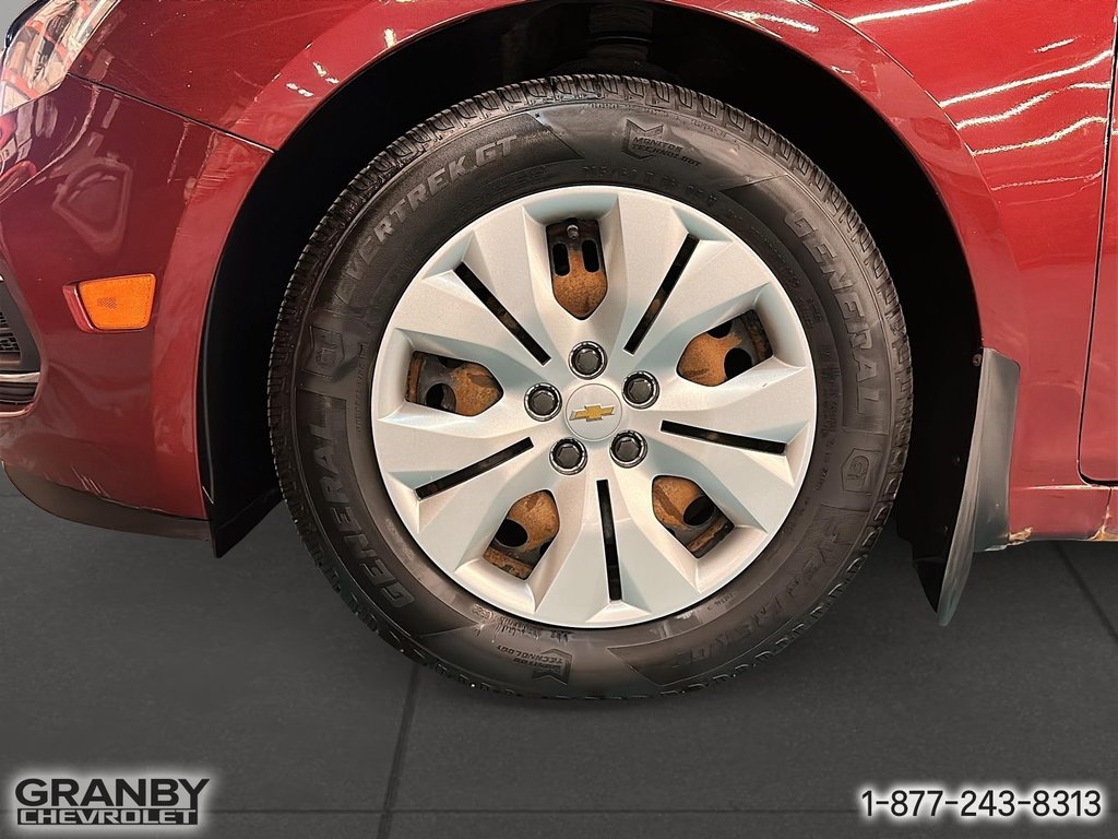 2015 Chevrolet Cruze 1LT autom in Granby, Quebec - 10 - w1024h768px