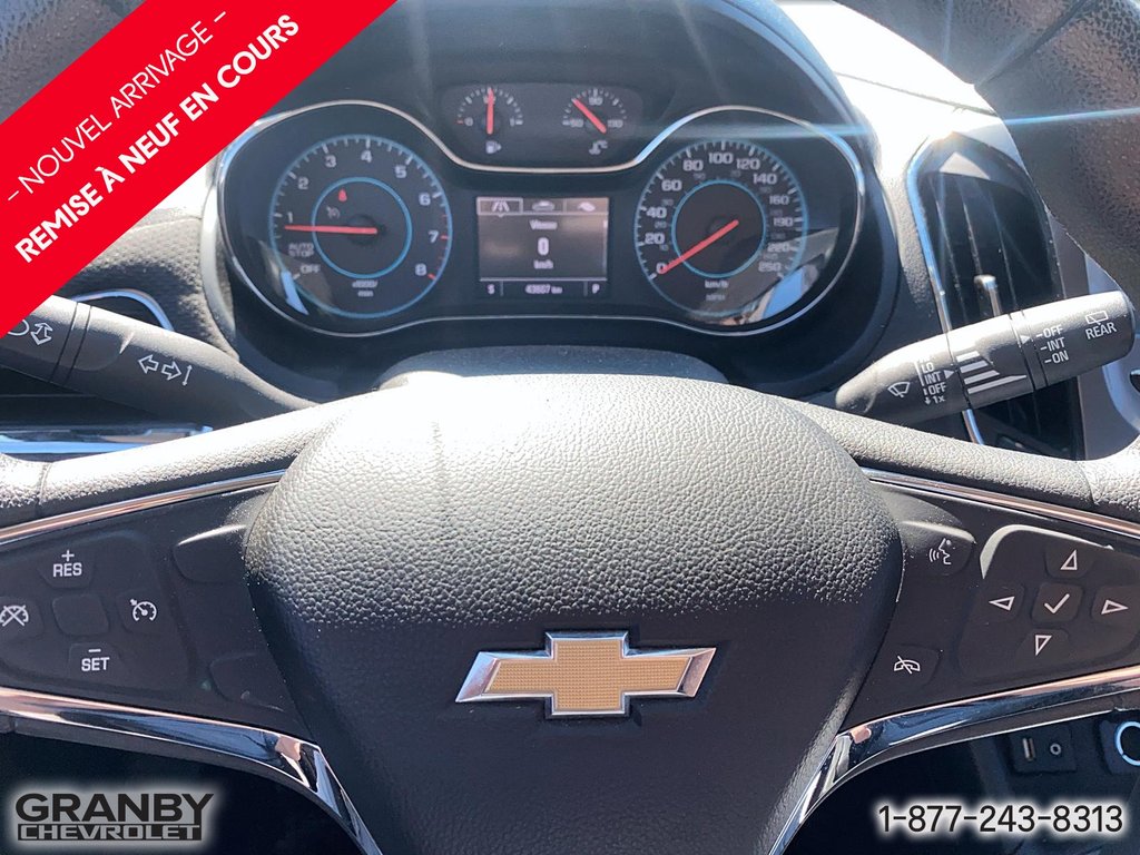 Chevrolet Cruze  2017 à Granby, Québec - 12 - w1024h768px