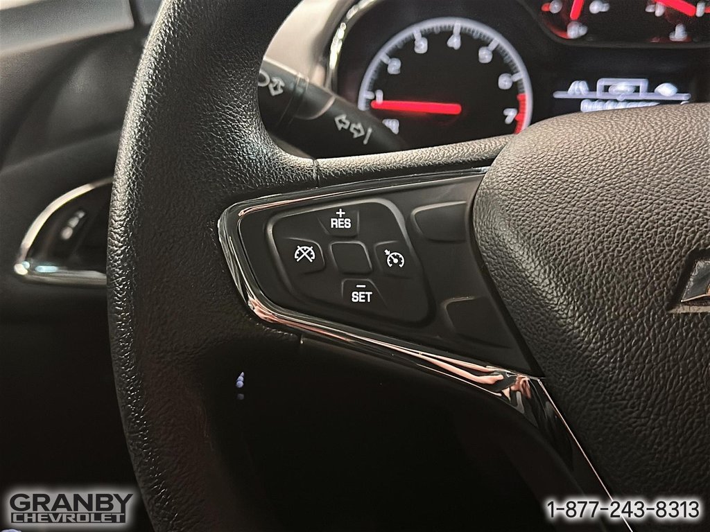 2019 Chevrolet Cruze LT AUTOM in Granby, Quebec - 21 - w1024h768px