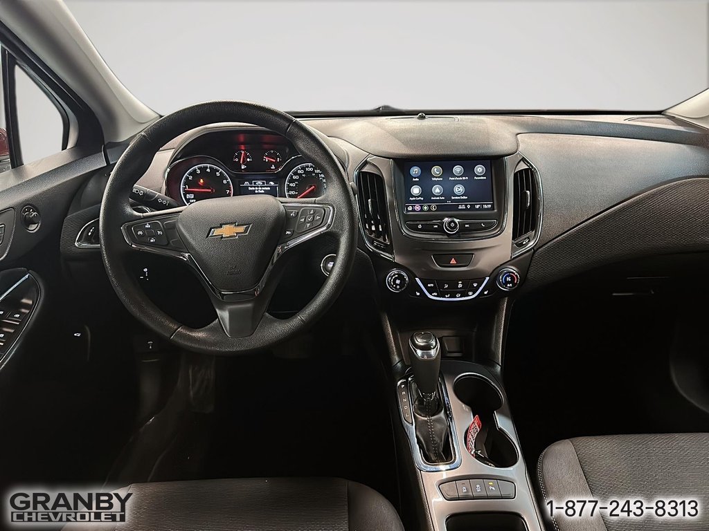 2019 Chevrolet Cruze LT AUTOM in Granby, Quebec - 13 - w1024h768px