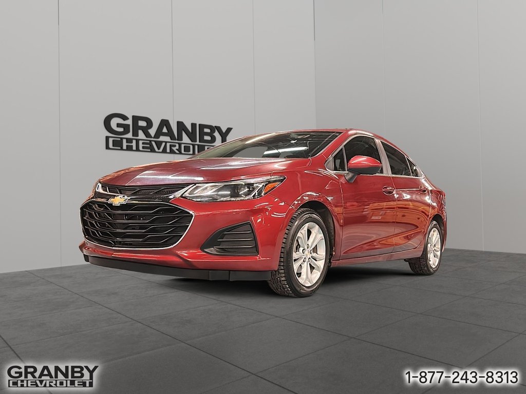 2019 Chevrolet Cruze LT AUTOM in Granby, Quebec - 1 - w1024h768px