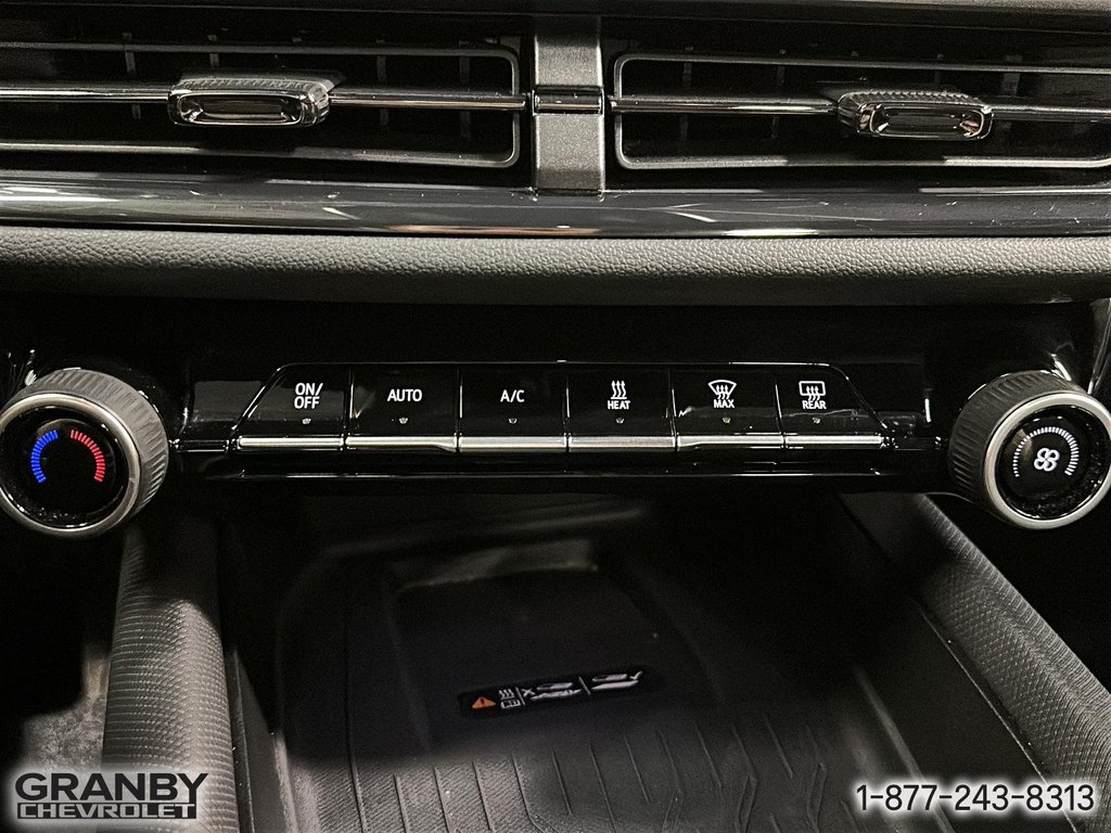 2025 Chevrolet Equinox EV in Granby, Quebec - 18 - w1024h768px