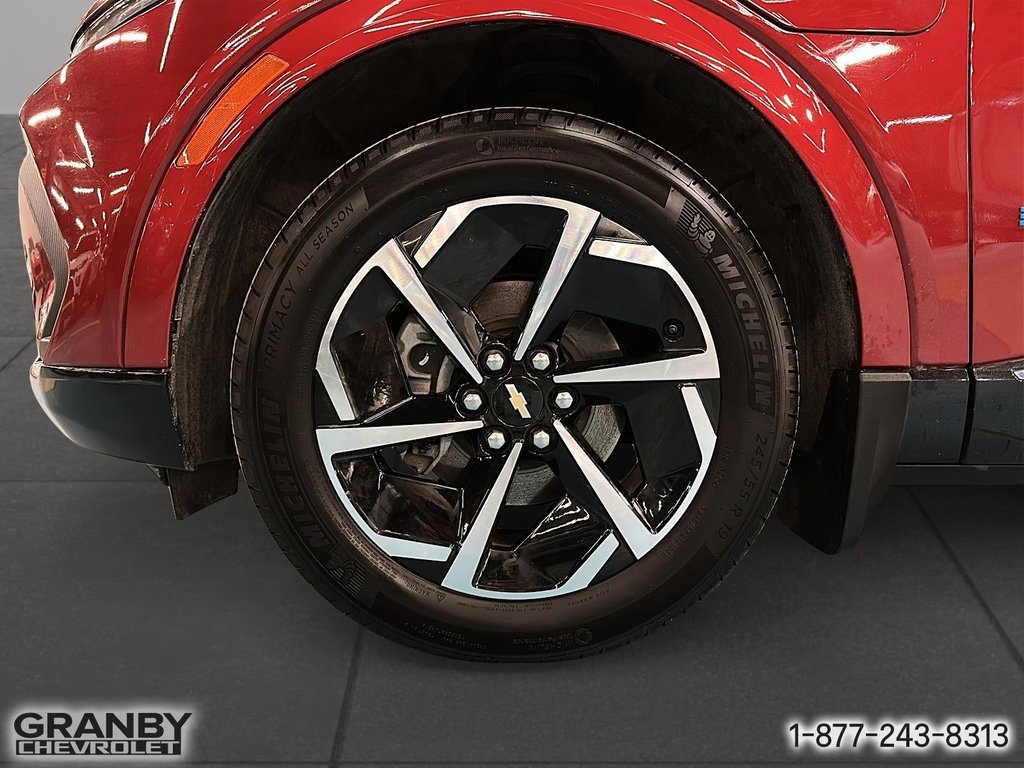 2025 Chevrolet Equinox EV LT GROUPE COMMODITE 2 TRACTION AVANT in Granby, Quebec - 11 - w1024h768px