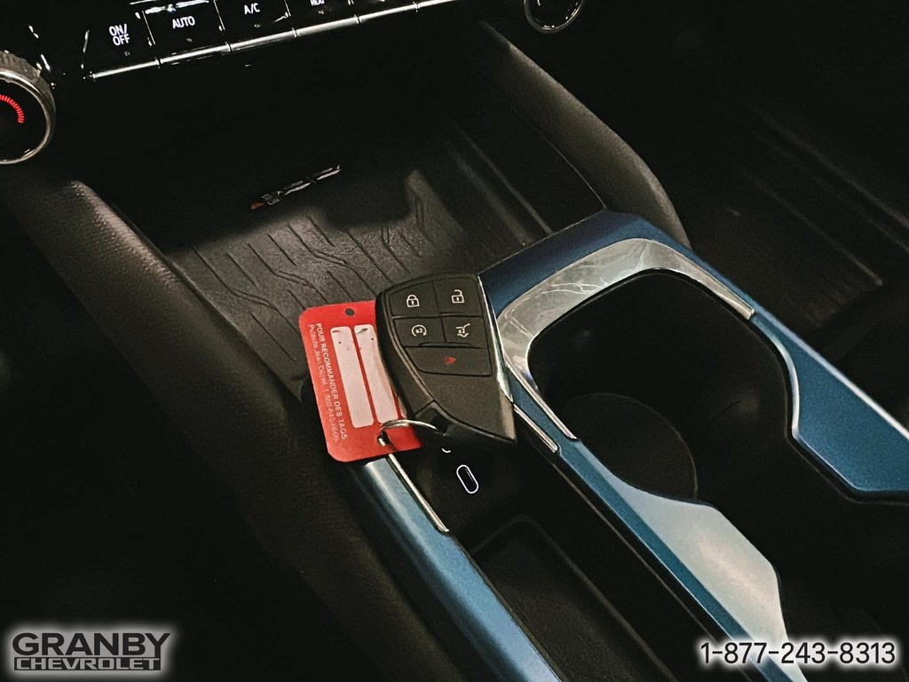 2025 Chevrolet Equinox EV LT GROUPE COMMODITE 2 TRACTION AVANT in Granby, Quebec - 22 - w1024h768px