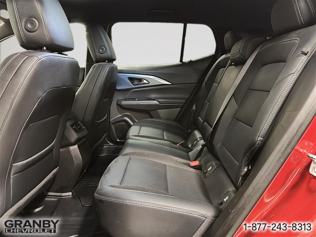 2025 Chevrolet Equinox EV LT GROUPE COMMODITE 2 TRACTION AVANT in Granby, Quebec - 13 - w1024h768px