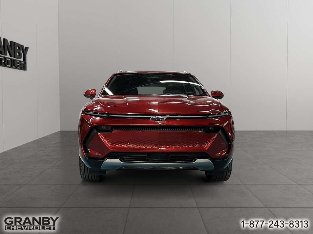 2025 Chevrolet Equinox EV LT GROUPE COMMODITE 2 TRACTION AVANT in Granby, Quebec - 2 - w1024h768px
