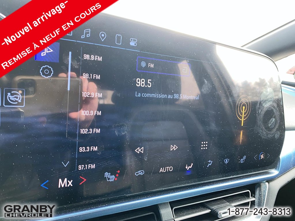 2025 Chevrolet Equinox EV LT GROUPE COMMODITE 2 TRACTION AVANT in Granby, Quebec - 13 - w1024h768px