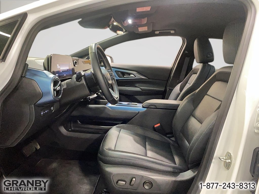 2025 Chevrolet Equinox EV in Granby, Quebec - 11 - w1024h768px