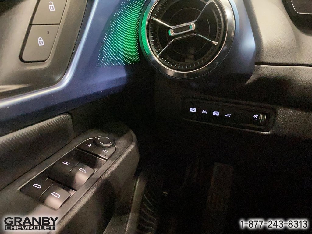 2025 Chevrolet Equinox EV in Granby, Quebec - 14 - w1024h768px