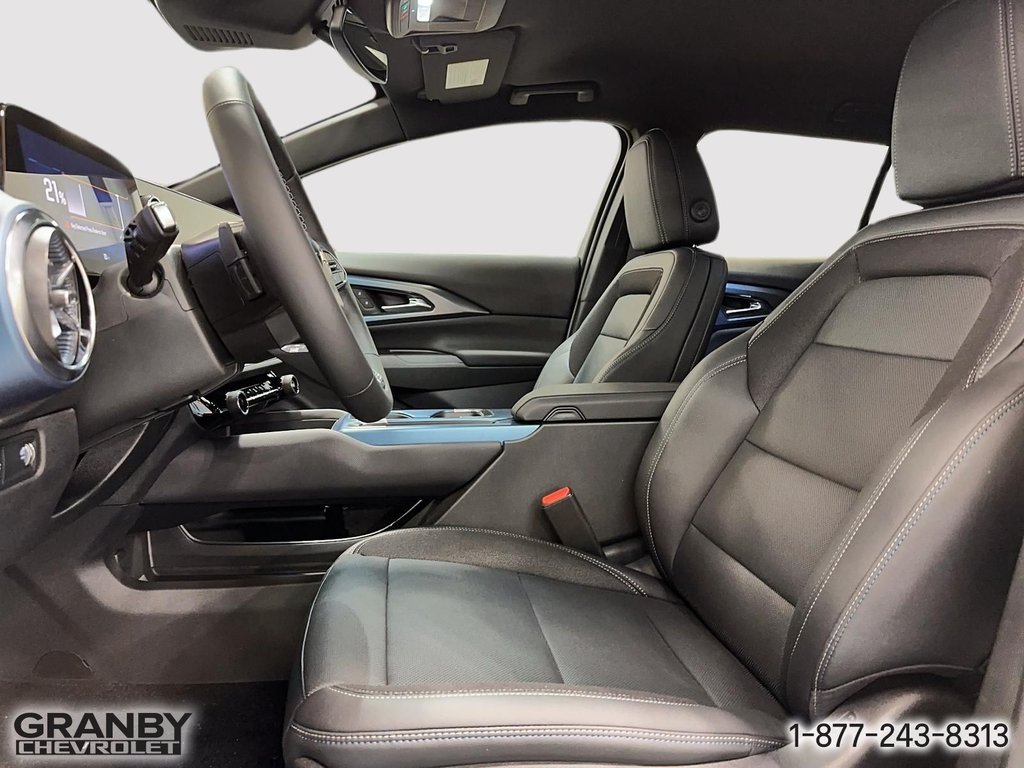 2026 Chevrolet Equinox EV in Granby, Quebec - 9 - w1024h768px