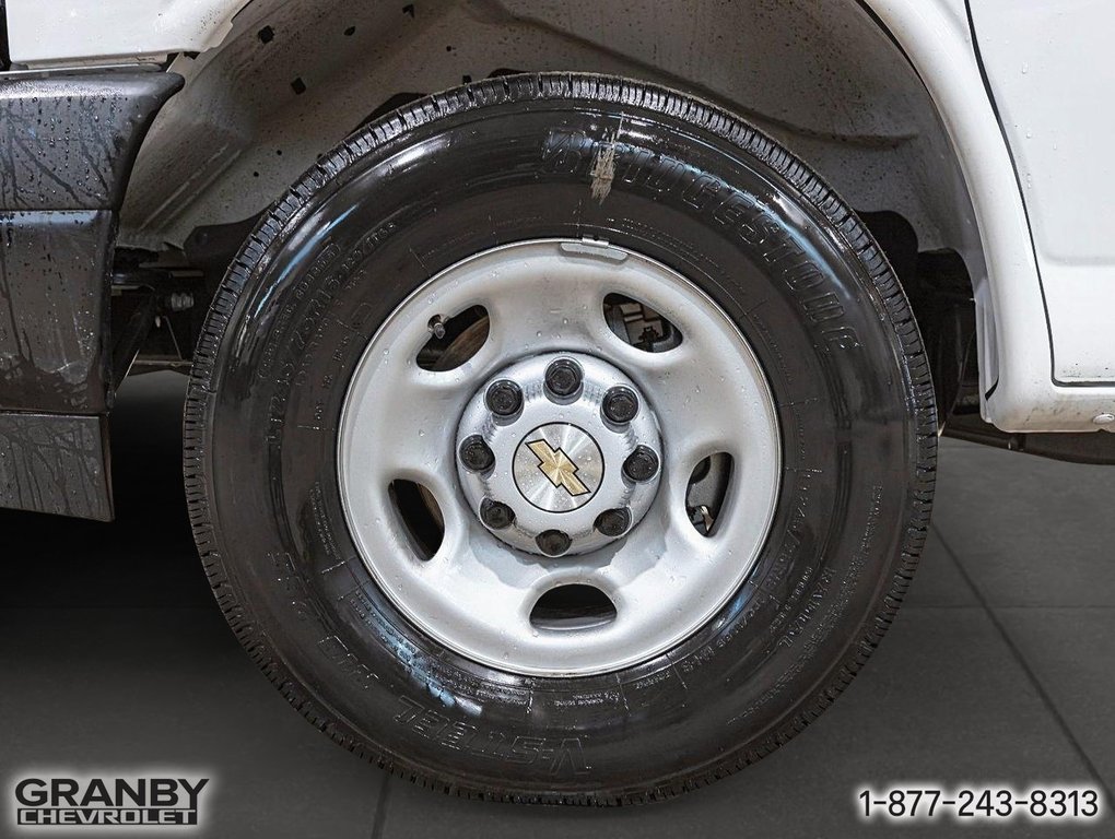 Chevrolet EXPRESS CARGO 2500 EXT WB (1WT)  2026 à Granby, Québec - 11 - w1024h768px