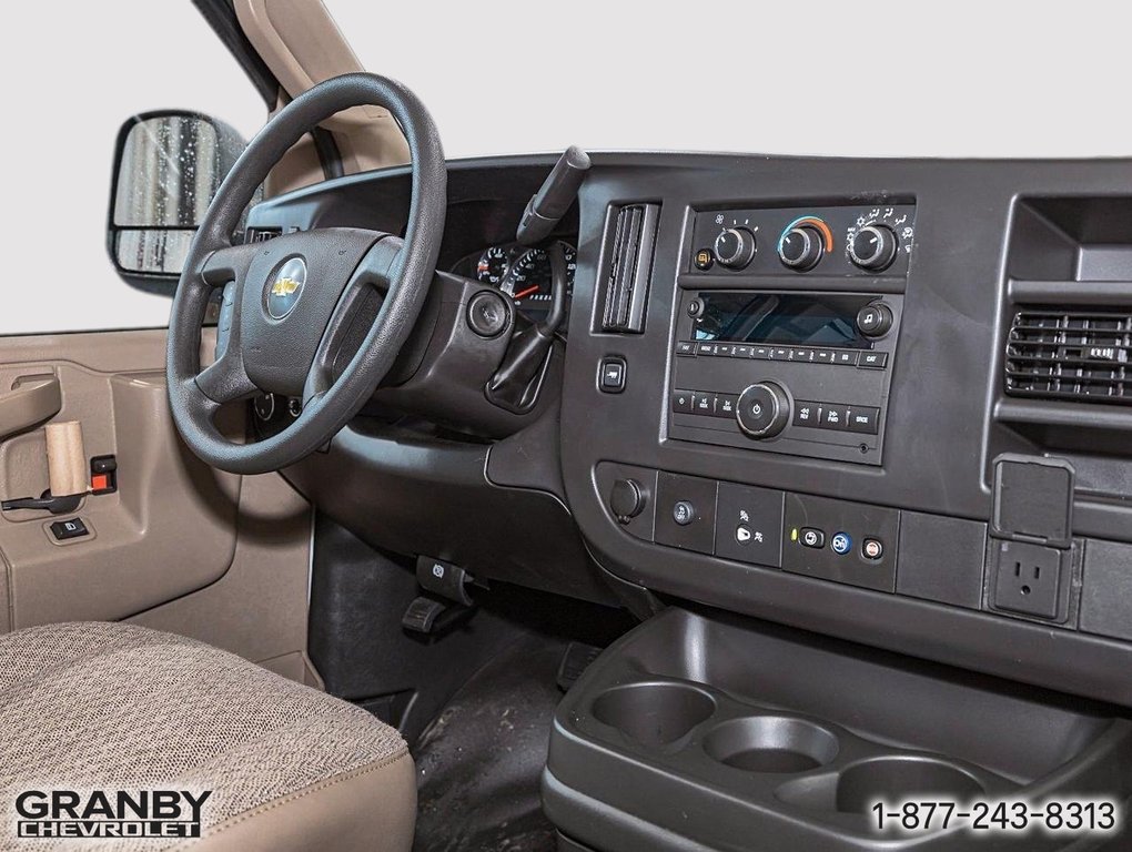 Chevrolet EXPRESS CARGO 3500 EXT WB (1WT)  2026 à Granby, Québec - 8 - w1024h768px