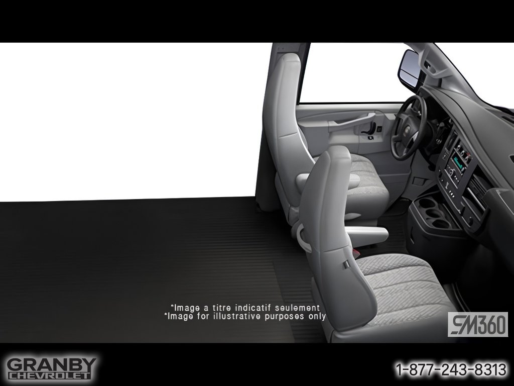2025 Chevrolet EXPRESS CUTAWAY 3500 in Granby, Quebec - 2 - w1024h768px