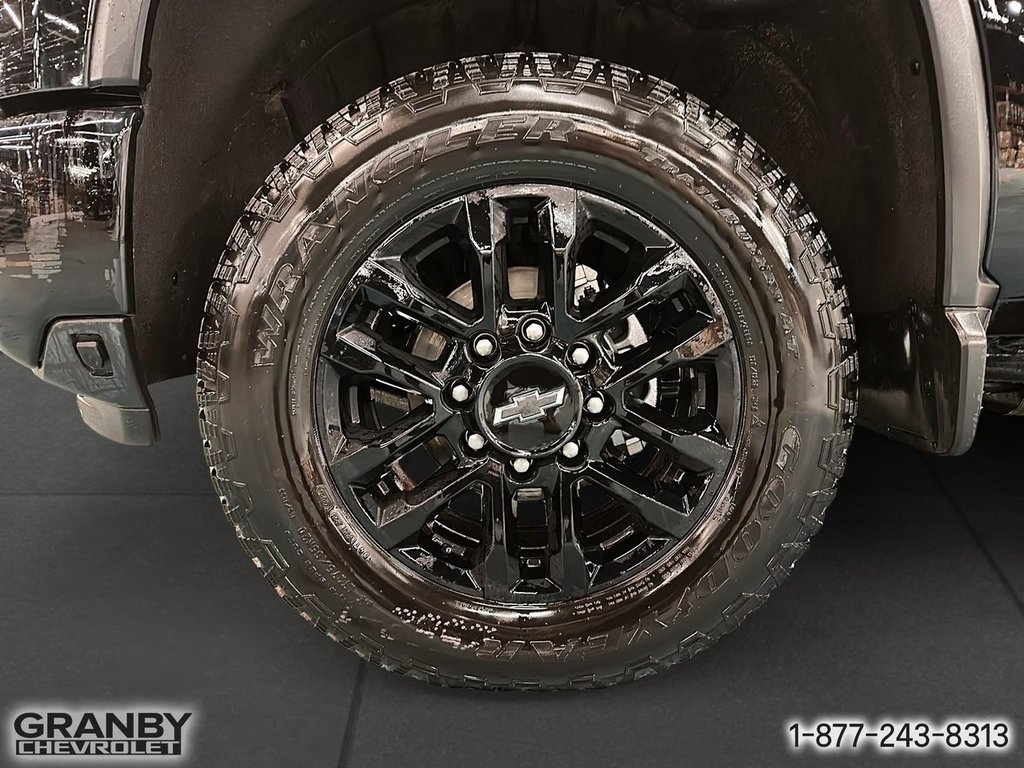 Chevrolet Silverado 2500 HD  2026 à Granby, Québec - 9 - w1024h768px