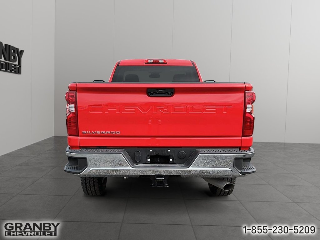 2024 Chevrolet K2500 HD Silverado reg cab WT l/box (1WT) in Granby, Quebec - 3 - w1024h768px