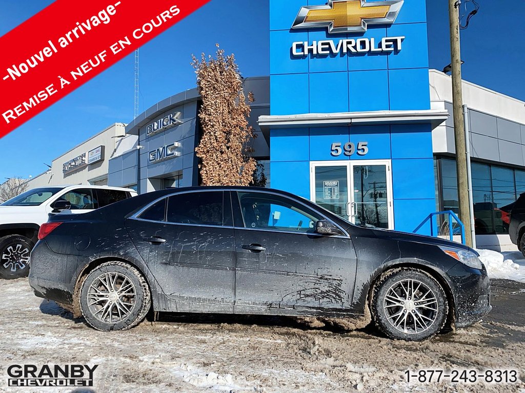 2015 Chevrolet Malibu in Granby, Quebec - 4 - w1024h768px