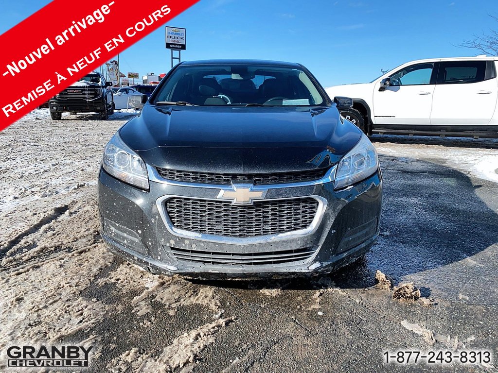 2015 Chevrolet Malibu in Granby, Quebec - 2 - w1024h768px