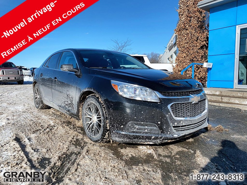 2015 Chevrolet Malibu in Granby, Quebec - 3 - w1024h768px