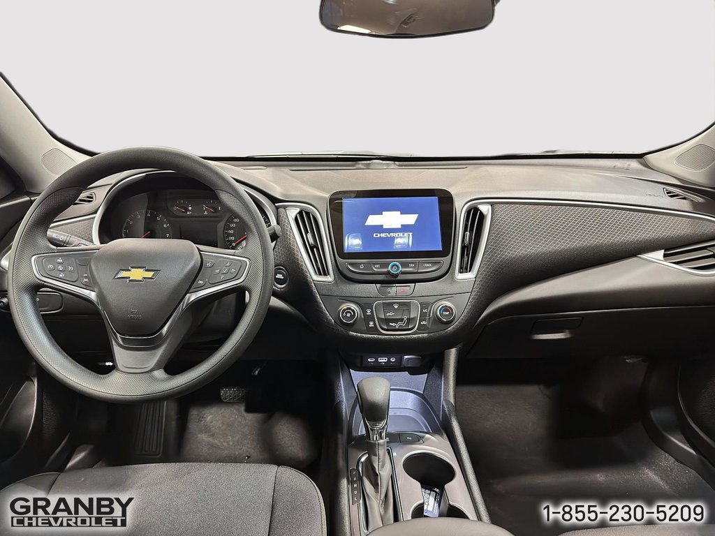 2024 Chevrolet Malibu in Granby, Quebec - 10 - w1024h768px