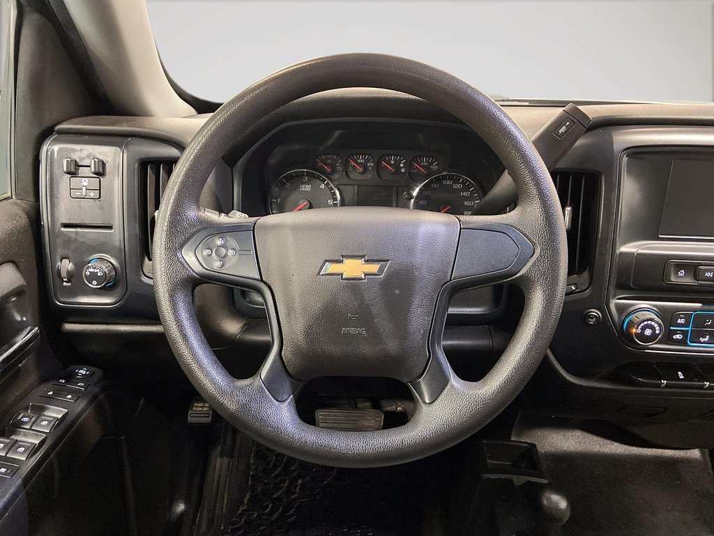 2019 Chevrolet Silverado 1500 LD in Granby, Quebec - 10 - w1024h768px