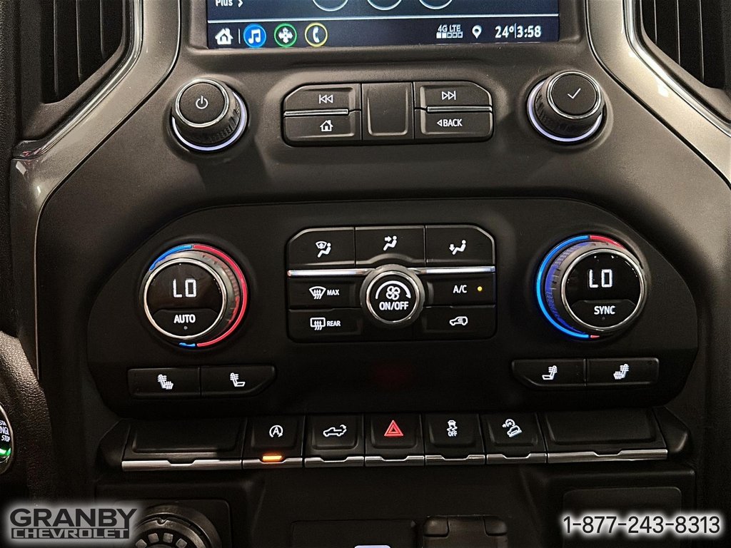 2022 Chevrolet Silverado 1500 LTD in Granby, Quebec - 18 - w1024h768px