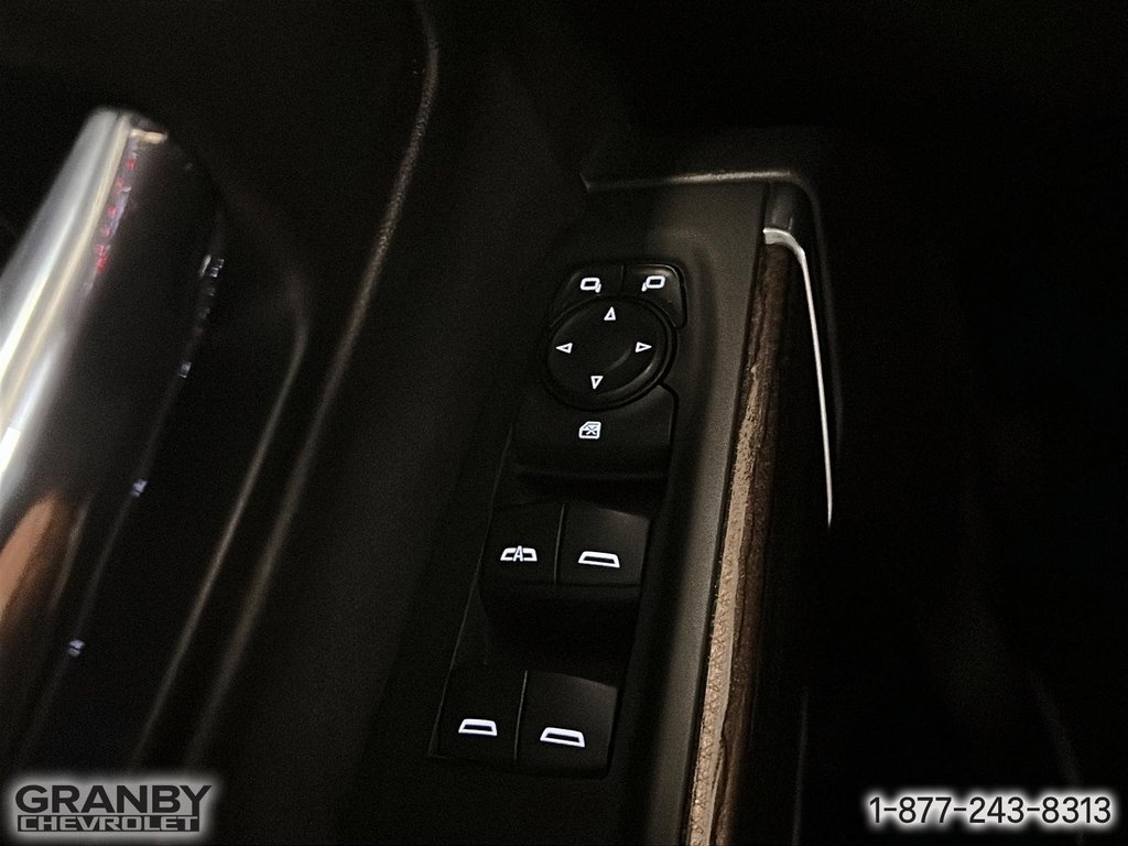 2022 Chevrolet Silverado 1500 LTD in Granby, Quebec - 15 - w1024h768px