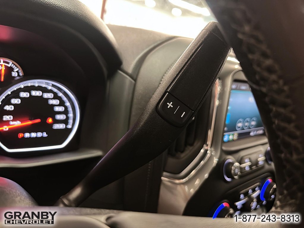 2022 Chevrolet Silverado 1500 LTD in Granby, Quebec - 19 - w1024h768px