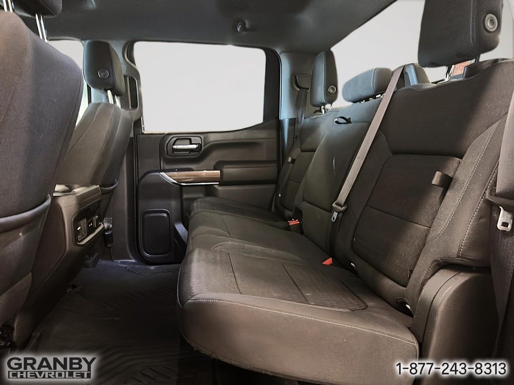 2022 Chevrolet Silverado 1500 LTD in Granby, Quebec - 13 - w1024h768px