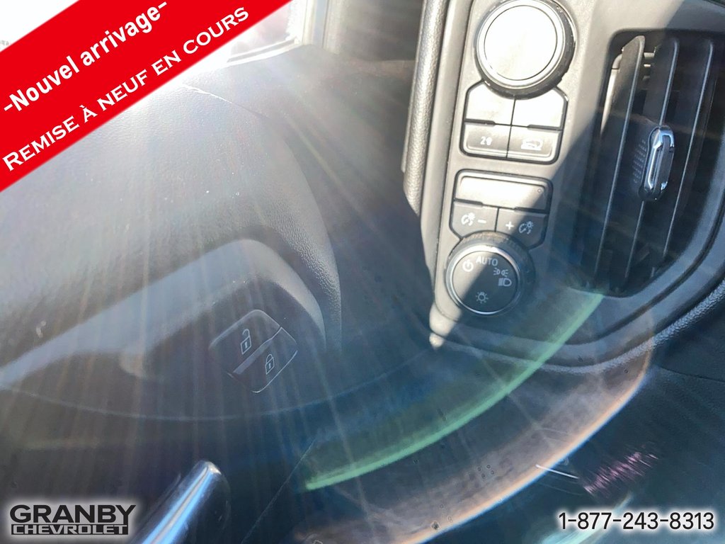 Chevrolet Silverado 1500 LTD  2022 à Granby, Québec - 12 - w1024h768px