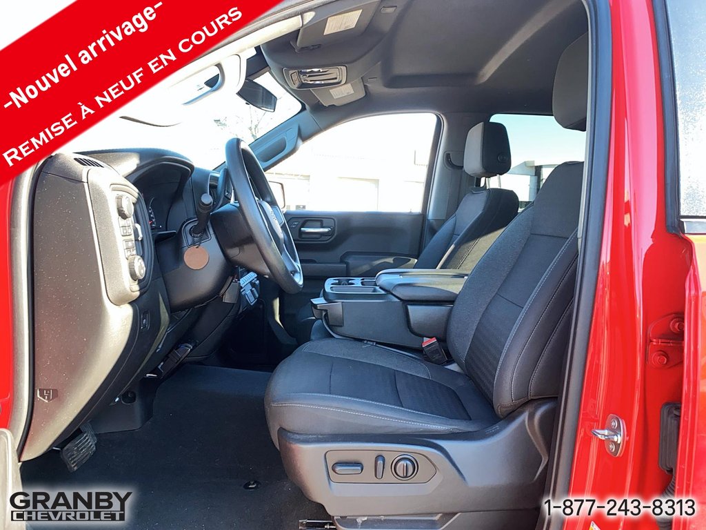 Chevrolet Silverado 1500 LTD  2022 à Granby, Québec - 11 - w1024h768px