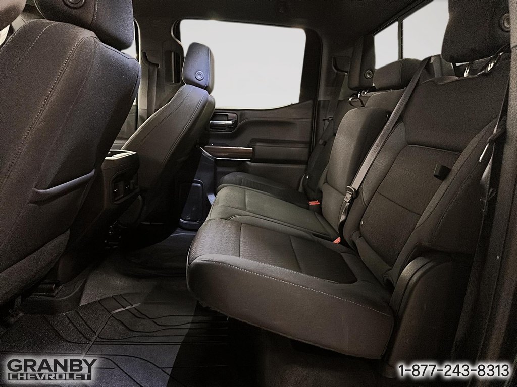 2022 Chevrolet Silverado 1500 LTD in Granby, Quebec - 12 - w1024h768px