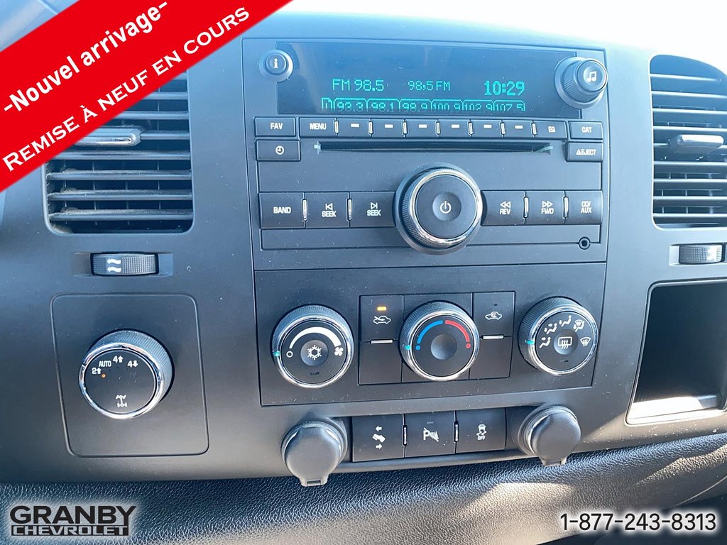 2012 Chevrolet Silverado 1500 LT crewcab boite courte in Granby, Quebec - 14 - w1024h768px