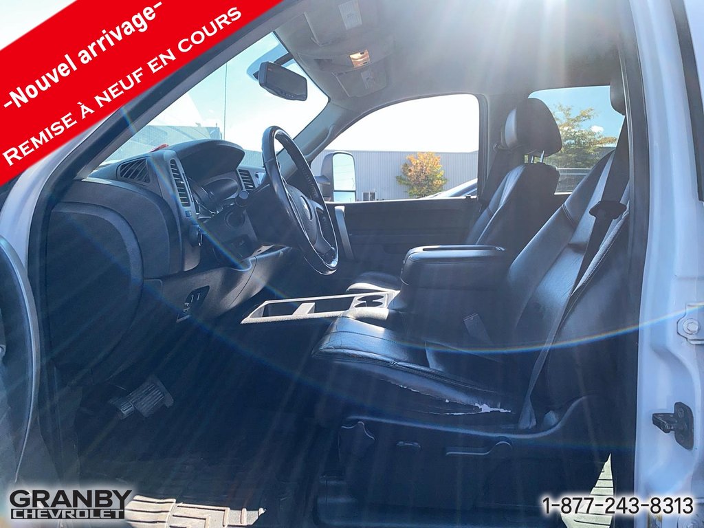 2012 Chevrolet Silverado 1500 LT crewcab boite courte in Granby, Quebec - 12 - w1024h768px