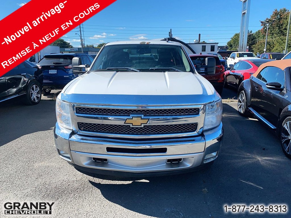 2012 Chevrolet Silverado 1500 LT crewcab boite courte in Granby, Quebec - 2 - w1024h768px