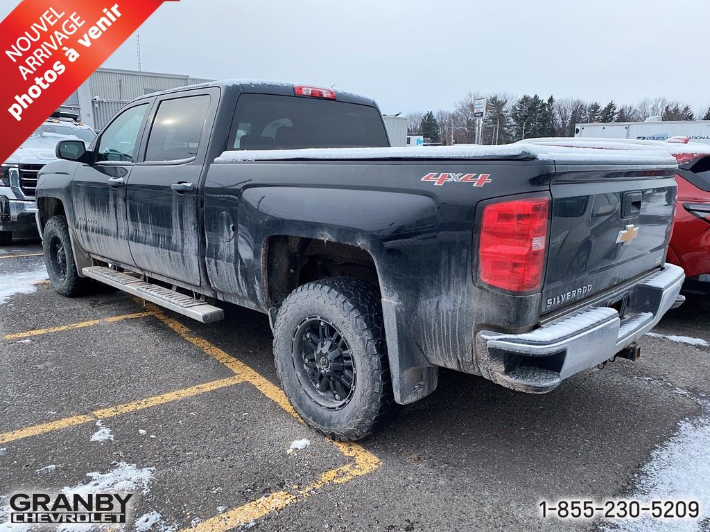 Chevrolet Silverado 1500  2016 à Granby, Québec - 4 - w1024h768px