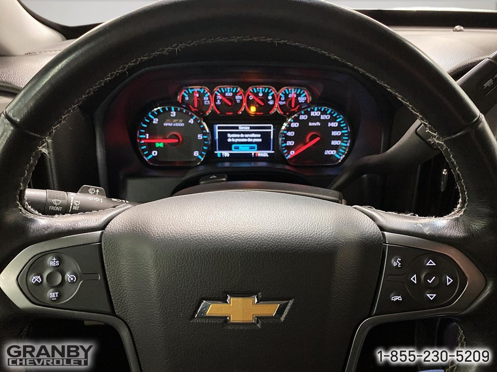 2018 Chevrolet Silverado 1500 in Granby, Quebec - 11 - w1024h768px