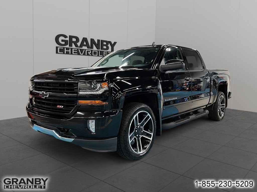 Chevrolet Silverado 1500  2018 à Granby, Québec - 1 - w1024h768px