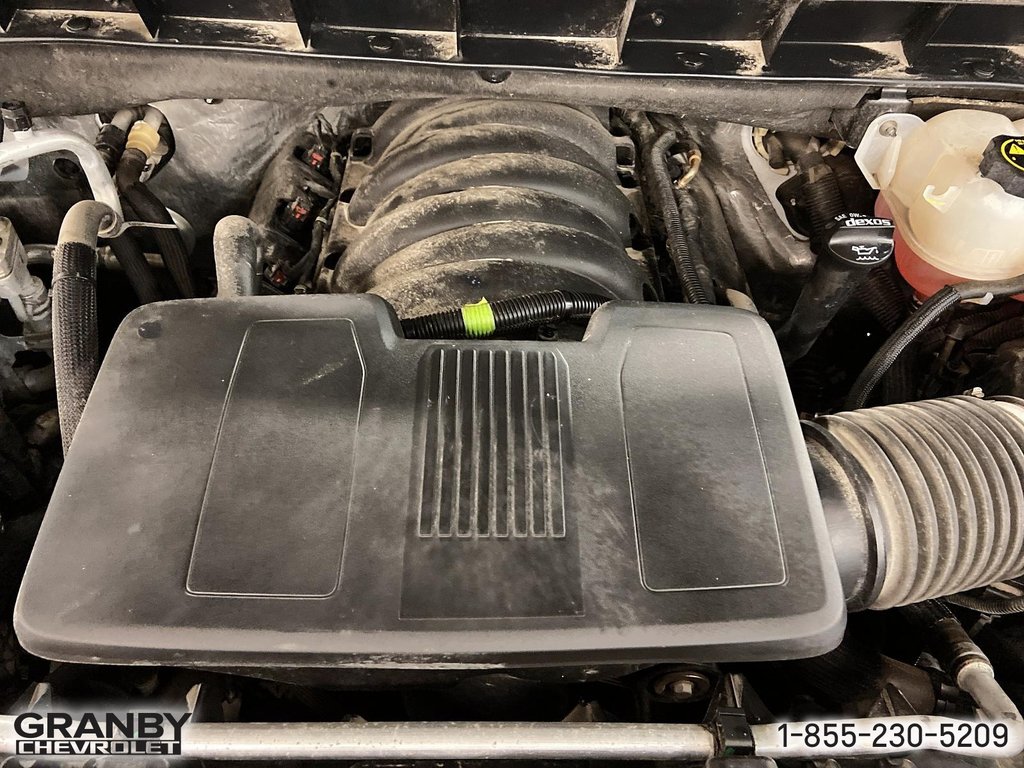 2019 Chevrolet Silverado 1500 in Granby, Quebec - 8 - w1024h768px