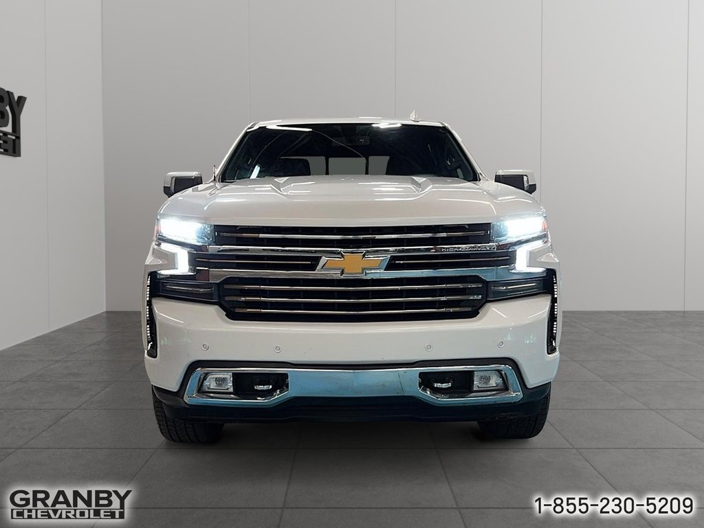 Chevrolet Silverado 1500  2019 à Granby, Québec - 2 - w1024h768px